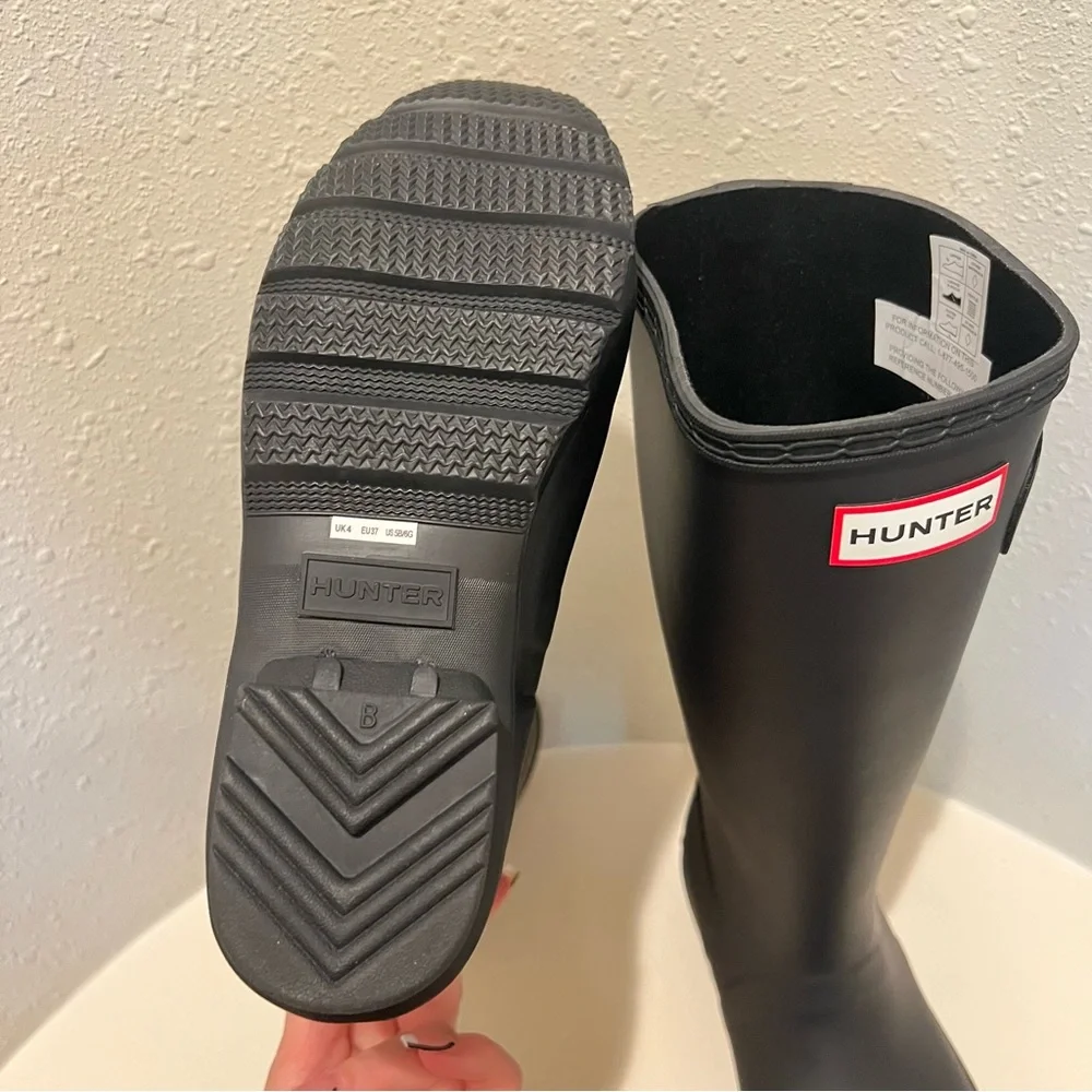 Hunter Original Women’s Slim Fit Tall Black Matte Rain Boots Sz 6 NEW